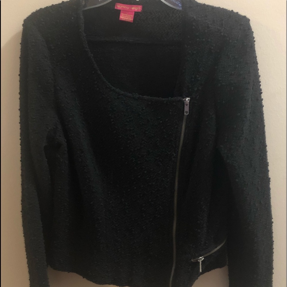 CUTE OUTFIT - Picture 3 of 7